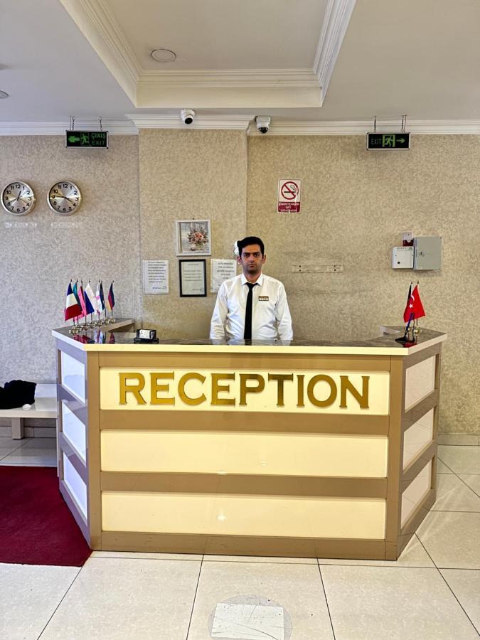 Eleon Hotel Баку Екстериор снимка