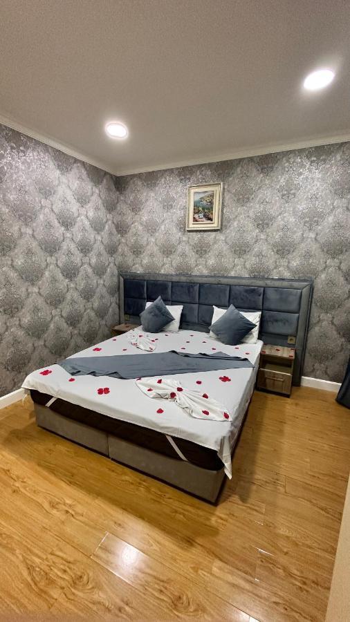 Eleon Hotel Баку Екстериор снимка