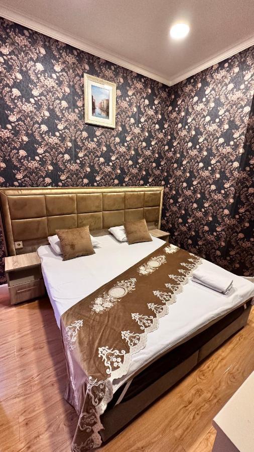 Eleon Hotel Баку Екстериор снимка