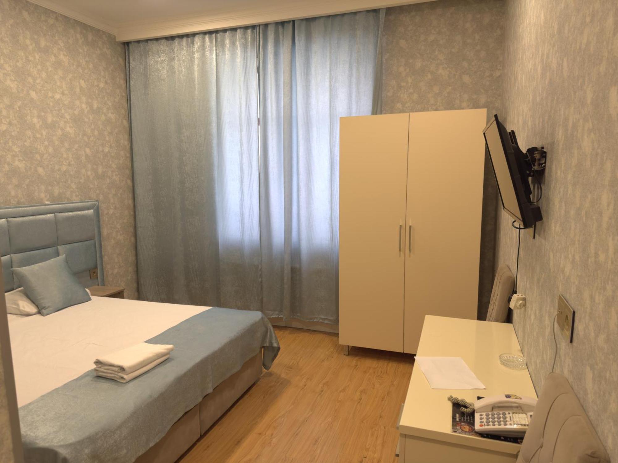 Eleon Hotel Баку Екстериор снимка